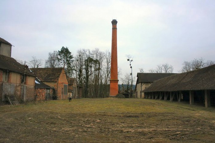 vue générale de la cour